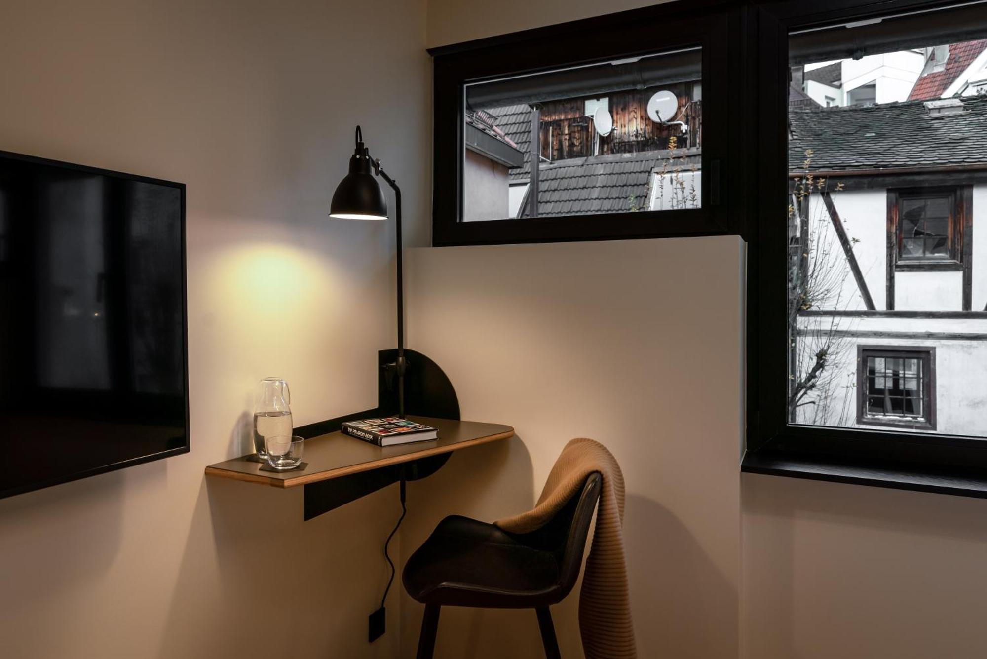 The Adams - Self Check In Hotel Baden-Baden Bilik gambar